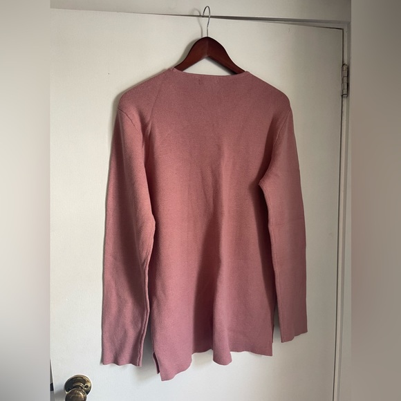 Forever 21 Sweater - Picture 3 of 6